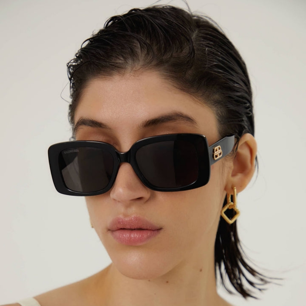 NEW Belenciaga Sunglasses BB0048S 001 Black Women’s Eyewear Balenciaga - Picture 2 of 5